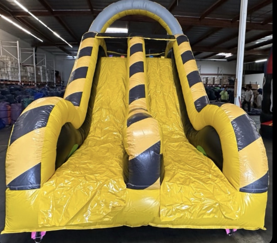 Mega Zip It Obstacle Course!